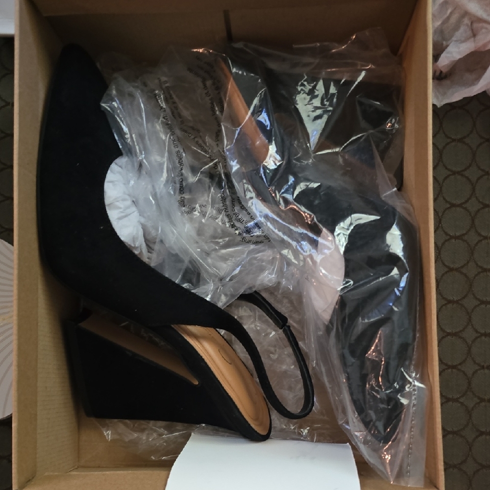 Jessica Simpson Black Heels Elegant Design